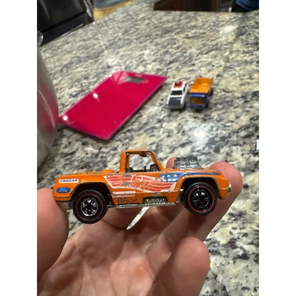 Vintage 1970s-1980s Hot Wheels & Matchbox Collection w/ Case Redlines Rolamatic